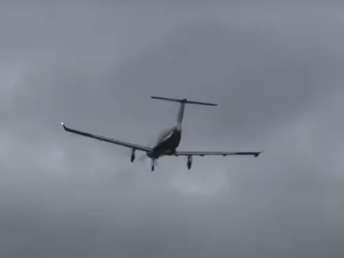 Un atterrissage terrifiant pour un avion de ligne (Vidéo)